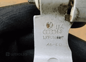 Zawias zawiasy drzwi prawy przód para VW Golf IV 4 5