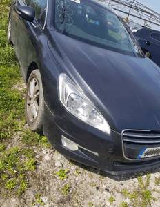 Peugeot 508 i lampa lewa przod uk 2