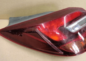 Lampa lewa tylna lewy tył opel insignia 1 i a hb sedan lift led 2013- 2