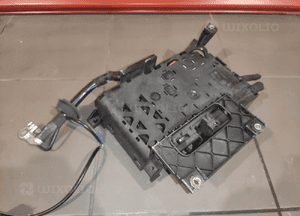 AUDI Q7 4L LIFT 3.0 TDI CJGA ROZDZIELACZ PRĄDU SKRZYNKA BEZPIECZNIKÓW ORYG 7