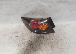 Lampa tylna lewa tył lewo mazda 3 hb lift 2