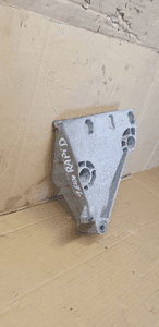 Łapa wspornik silnika Skoda Rapid 1.6 TDI 03L199207A 3