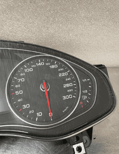 Licznik zegary audi A6 C7 3.0 4G8920931N eu org fv 2