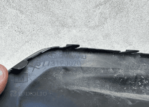 Kratka prawa zderzak przód subaru impreza iv 2012- 3