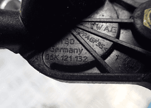 KRÓCIEC WODNY WODY CIECZY VW AUDI 06K121132 RADOM 4