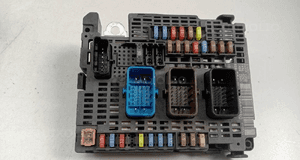 PEUGEOT 508 I BSM Z04 moduł sterownik skrzynka bezpieczników 2010-2018 9674922080 1