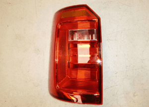 Vw caddy lift 2K1 lampa tył tylna lewa 2