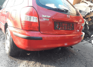 Mazda 323f bj 98-03 Klapa tylna tył z szyba kol SU 2