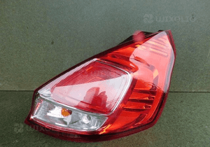 Lampa prawa tylna prawy tył ford fiesta MK7 lift