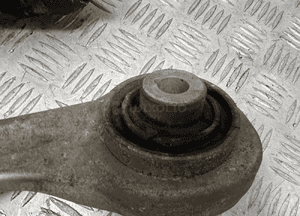 ZWROTNICA WAHACZ LEWY PRZOD MERCEDES W222 ORG FV 7