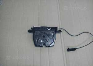 Zamek klapy tyl bmw E87 E84 X1 F31 7200511