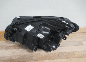 Lampa przednia przód prawa mercedes b-klasa W246 lift full led 2014-2018 14