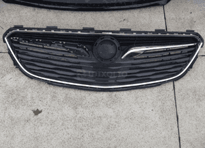 Opel insignia b zderzak przedni oryginał igła 7
