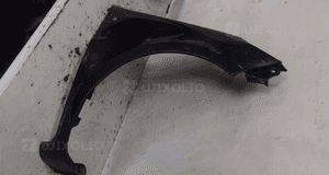 Błotnik prawy przód przedni clio iii 185 195 2