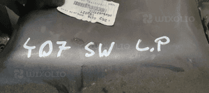 Boczek tapicerka lewy przód przednia lewa Peugeot 407 8