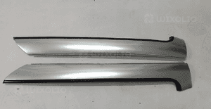 Audi A4 B7 listwa przednia szyby chrom prawa lewa 1