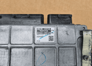 toyota avensis t27 sterownik komputer 89661-05F20 2