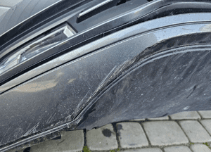 VW Passat B8  zderzak  przód  przedni  LR7H 9