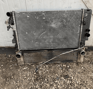 Mercedes VITO VIANO 639 CDI chłodnice  klimatyzacji   woda intercooler obudowa wisko 2