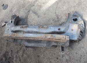 Mazda 3 03-09 BK  HB  Pas tylny belka wzmocnienie 1