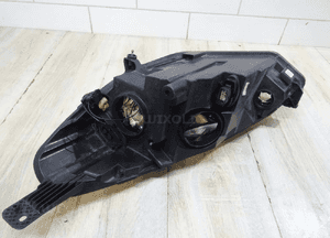 Lampa prawa przód ford fiesta MK8 H1BB-13W029-AD llu 9