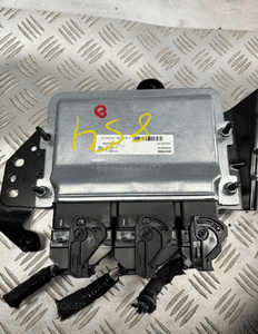 KOMPUTER SILNIKA DACIA SANDERO III 3 237100773V FV 1