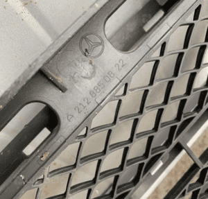 MERCEDES E 212 lift atrapa grill AMG 5