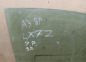 Szyba drzwi prawy przód przednia prawy Audi A3 8P 3D 03r AS2 6