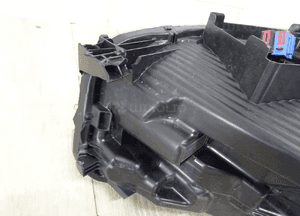 Lampa lewa FORD MUSTANG MACH E LED LJ8B13E015BE 11