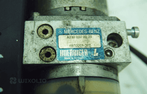 POMPA DACHU A2308000030 MERCEDES SL R230 02 3