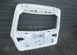 Klapa bagażnika tylna tył audi A3 8V4 2012- 14