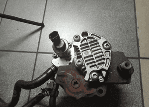 pompa wtryskowa astra h zafira b 1.7 dth 0445010086 2