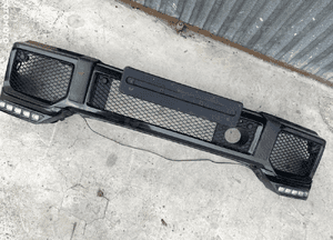 MERCEDES g 463 zderzak AMG przód pdc  BRABUS look  distronic  led 1