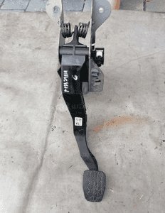 Pedał sprzęgła Mazda 6 III GJ KE92-41300 3