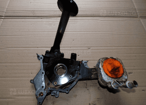 Lancia lybra fiat stilo punto 1.8 16V pompa oleju 60599940 1