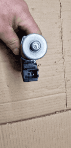 Silniczek szyberdachu Audi A4 B9 8W 1735684D 4
