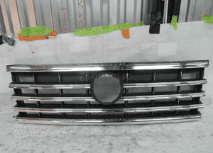 Vw touareg iii idealny grill atrapa 760 1