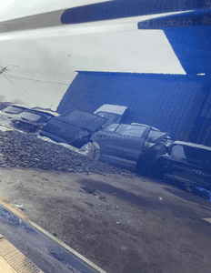 Drzwi lewy przod przednie kpl vw touran iii 5TA 9