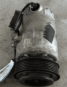 Kompresor klimatyzacji bmw 2 F46 org fv 1