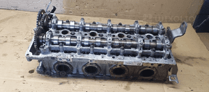 Głowica kompletna wałki BMW I E87 Lift 2.0D 7797676 7781093 7797678 4