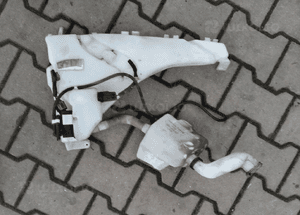 Volvo S40 II V50 C30 zbiorniczek spryskiwaczy 4