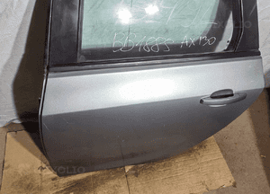 Drzwi lewy tył opel astra j hb 5D kompletne 4