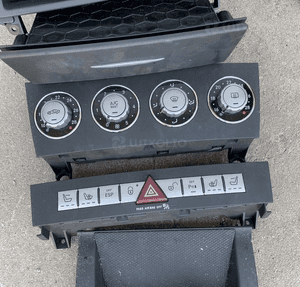 MERCEDES SLK 171 gałka mieszek automat panel ramka lampka 3