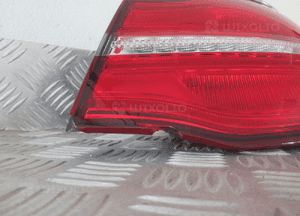 Lampa tylna tył prawa mercedes glc W253 led 2015- 10