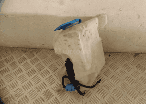 VW GOLF 4 IV ZBIORNICZEK SPRYSKIWACZY 2