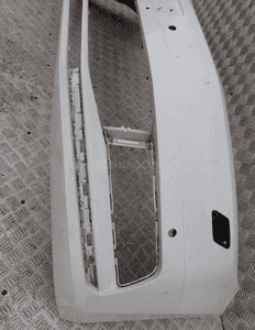 Zderzak przód vw touran 4