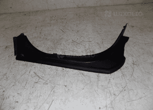 Bmw 3 G20 osłona rynienki bagażnika lampy lewa tył 3