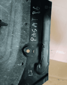 Boczek tapicerka bagażnika lewy tył VW Passat B6 3C9867427AK 4