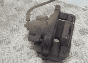 Audi A3 8P 2.0 zacisk hamulcowy przód przedni prawy 2