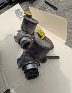 Mazda 626 323 323f bj Premacy 2.0 ditd  Pompa wspomagania 2